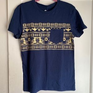 Disney Aladdin t-shirt XS NWT magic lamp blue
